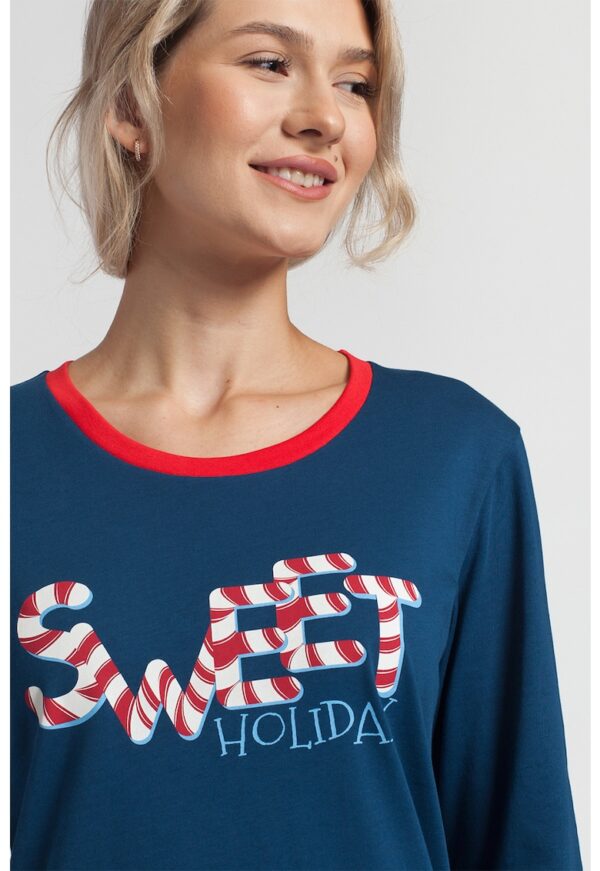 Camasa de noapte cu tematica de Craciun