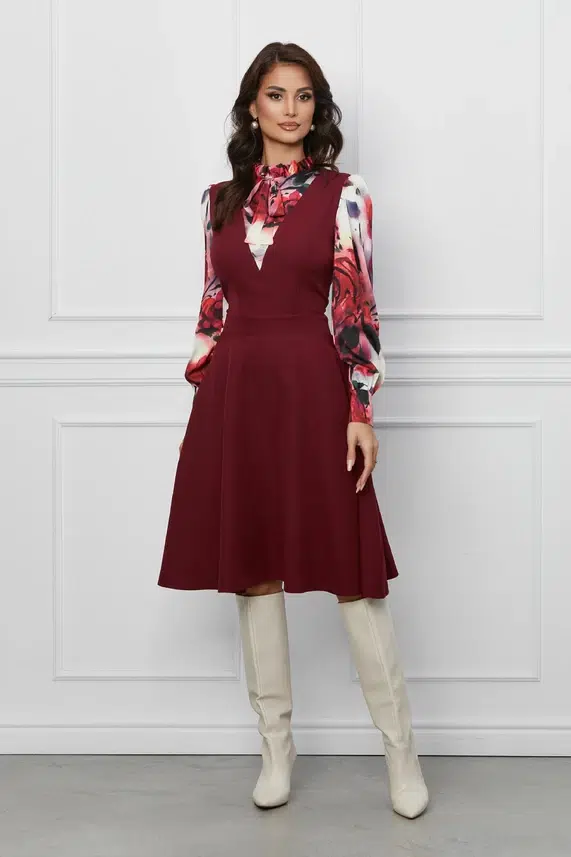 Rochie Dy Fashion bordo cu imprimeuri pe maneci si bust