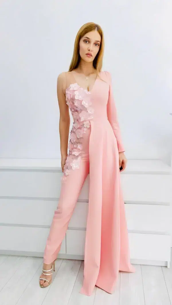 Salopeta eleganta cu trena și flori 3D