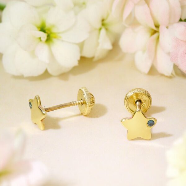 Cercei bebe/fetite cu Diamant natural albastru- Model stelute – Aur Galben 9K – Inchizatoare sigura si confortabila cu filet