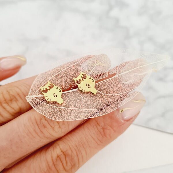 Cercei Bufnita aurie – Argint 925 placat cu Aur Galben 18K – Inchizatoare surub