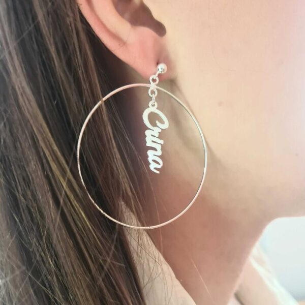 Cercei rotunzi BIG HOOPS cu nume – Argint 925 – Inchizatoare surub