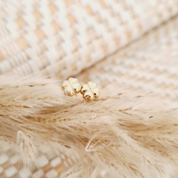 Cercei Trifoi cu 4 foi – Aur Galben 9K – Inchizatoare surub