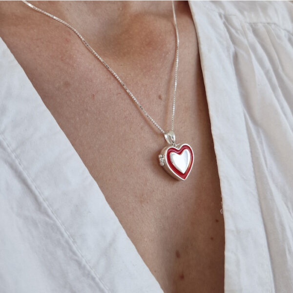 Medalion Amintiri in inima – Locket cu poze in interior – Argint 925 si email rosu