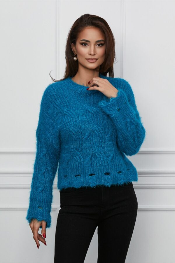 Pulover Ioana albastru din tricot pufos cu decupaje