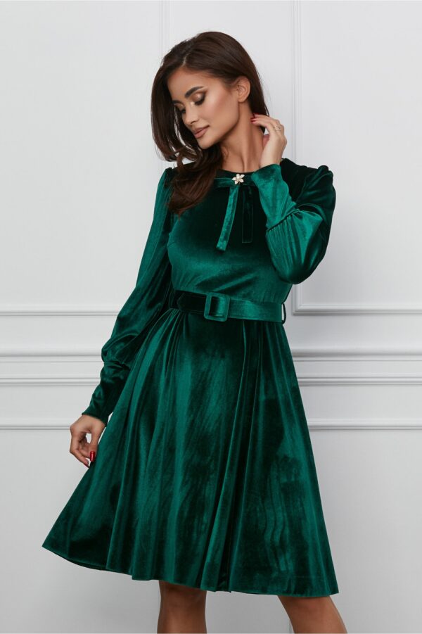 Rochie Dy Fashion verde din catifea cu funda la bust si curea in talie