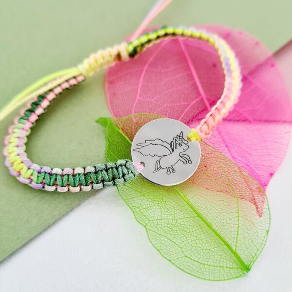 Bratara SARA colectia Our Children – Banut cu desen unicorn din Argint 925 – Snur multicolor impletit