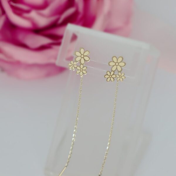Cercei lungi cu lant model trei floricele – aur galben 14k
