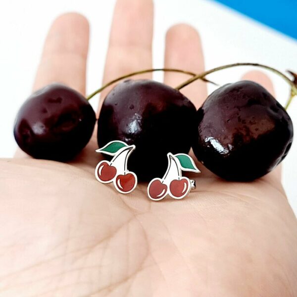 Cercei cirese colorate cu email – Argint 925 – inchidere surub