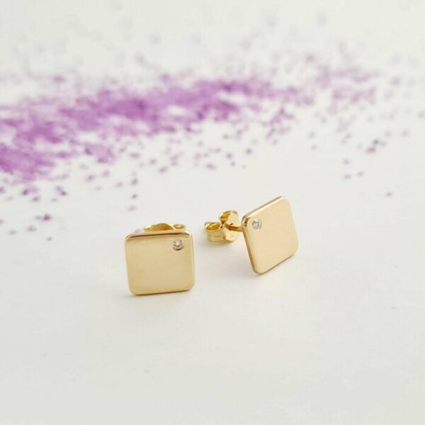 Cercei cu Diamante naturale – Model patrat cu colturi rotunjite – Aur Galben 14K – Inchizatoare surub