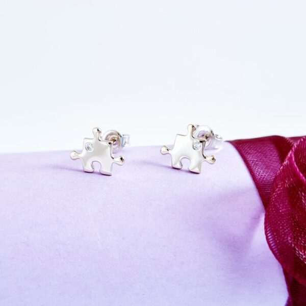 Cercei cu Diamante naturale – Piese de puzzle – Aur Alb 14K – Inchizatoare surub