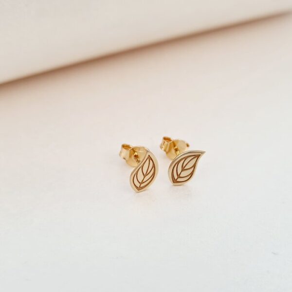 Cercei Frunzulite – Aur Galben 14 K – Inchidere surub