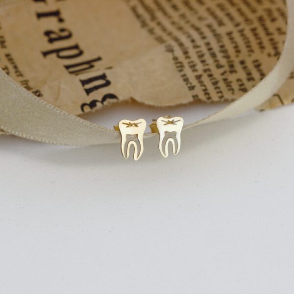 Cercei model maseluta – din aur galben, alb sau roz de 14K – pentru dama