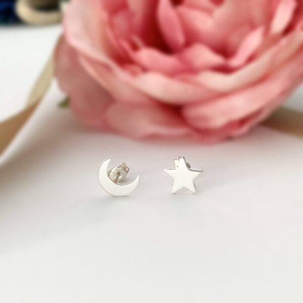 Cercei steluta si luna din argint 925 model deosebit cu tija si cheita