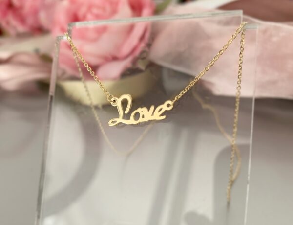 Lantisor din aur galben, alb sau roze 14K love sau alt cuvant la alegere