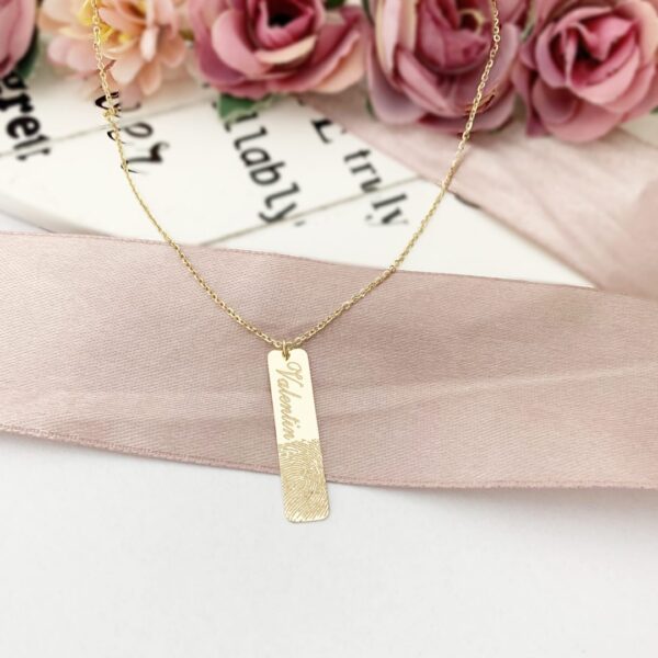 Lantisor cu placuta personalizata cu nume si amprenta din aur 14K