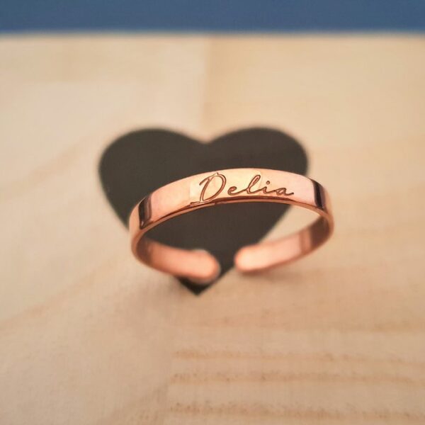 Inel personalizat cu nume – Argint 925 placat cu Aur roz 18k