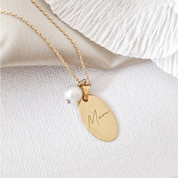 Lantisor cu picatura de Perla – Model pandantiv oval MOM – Aur Galben 14K