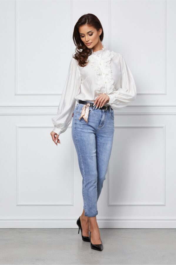 Blugi Mika albastru deschis cu pense si curea in talie