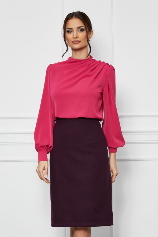 Bluza MBG fucsia cu nasturi perlati pe umar