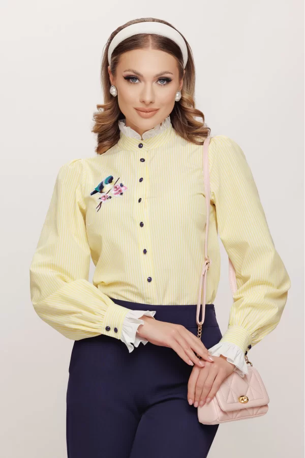 Camasa office eleganta cu broderie aplicata si dungi
