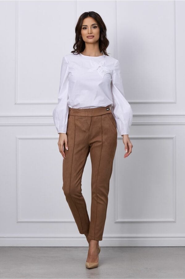 Pantaloni Loris maro din catifea cu insertii din piele ecologica