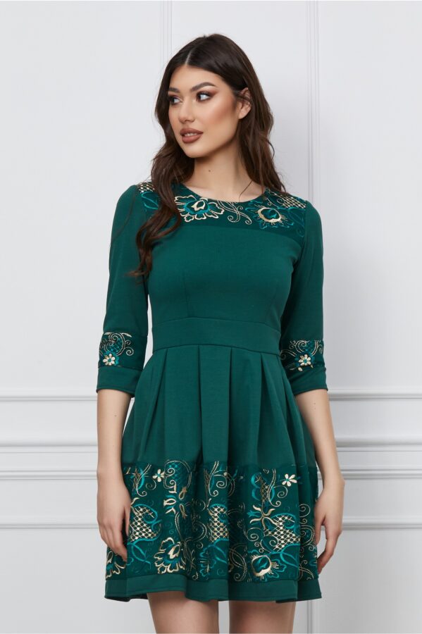 Rochie Ella Collection Angi verde cu broderie aurie