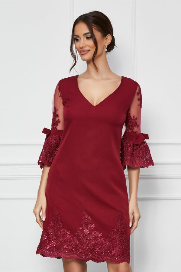 Rochie MBG bordo cu maneci din dantela evazate cu baza clopot