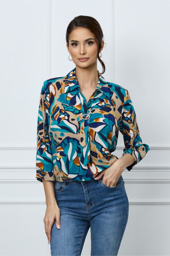 Bluza Lidia turcoaz cu imprimeu maro si aplicatie tip cravata