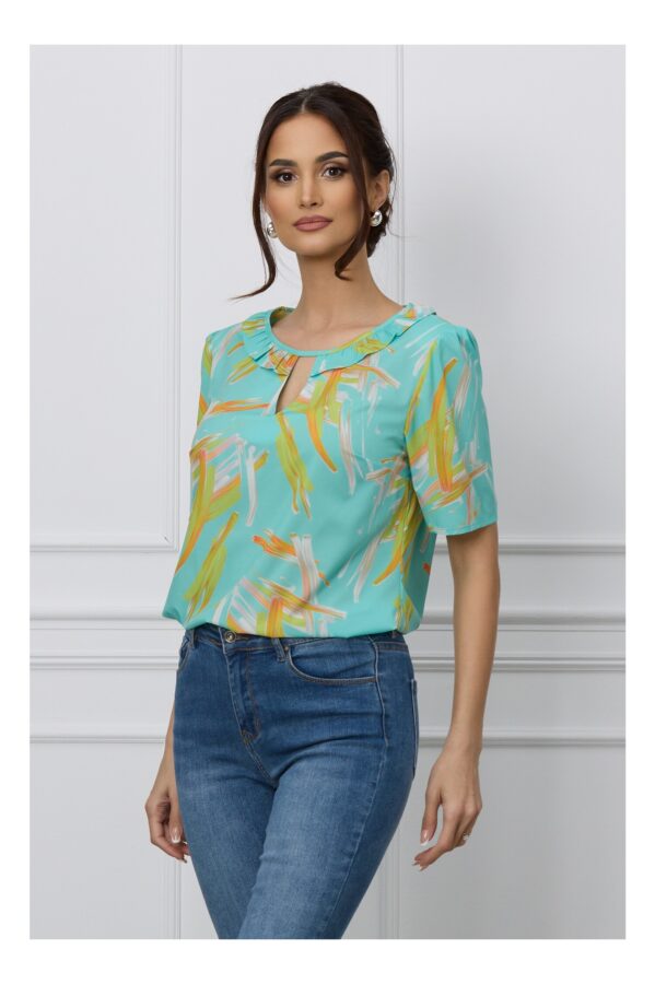 Bluza Simona verde mint cu imprimeuri verzi si volanas la decolteu