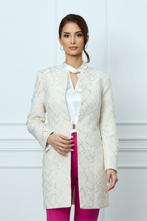 Pardesiu Elena ivory cu imprimeu auriu si inchidere metalica in talie