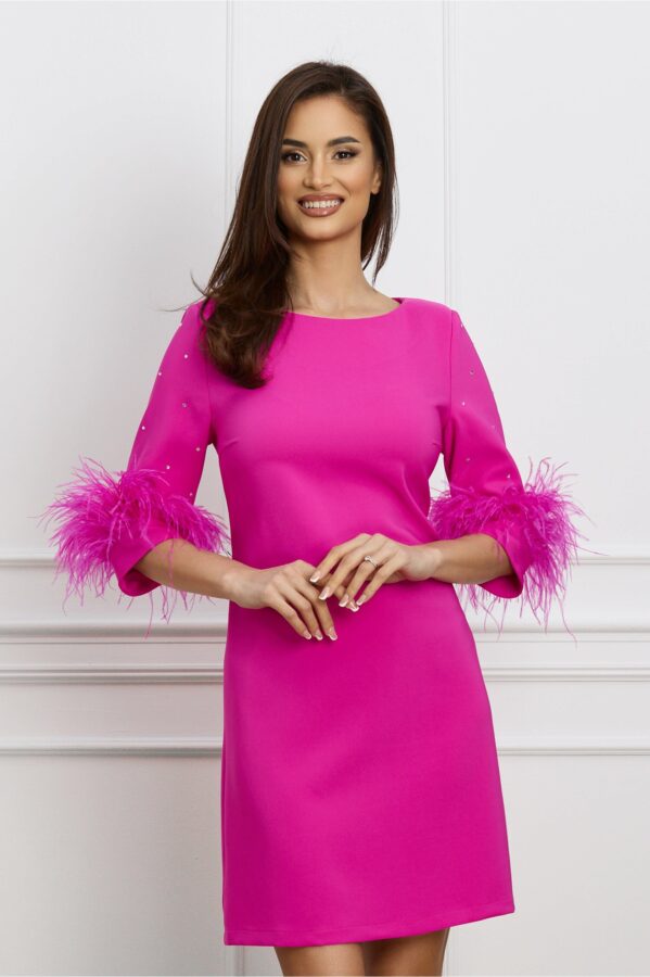 Rochie LaDonna fucsia cu pene si strasuri pe maneci