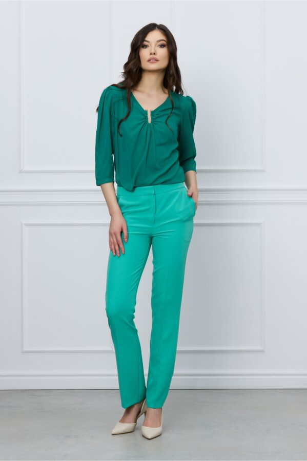 Pantaloni MBG verzi cu dunga