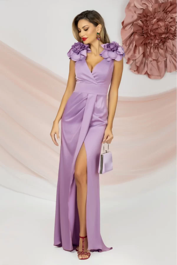 Rochie de seara lunga eleganta lila cu flori maxi pe umeri
