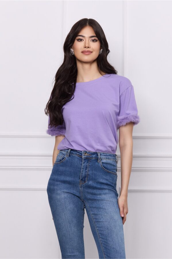 Tricou Julie lila cu pene la maneci