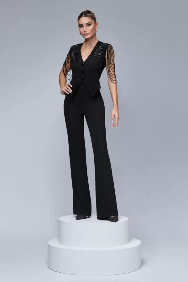 Compleu elegant negru cu vesta si pantaloni evazati