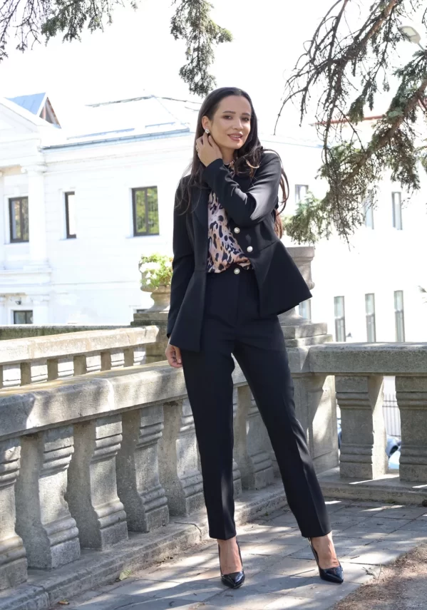 Pantaloni eleganti negri cu talie inalta