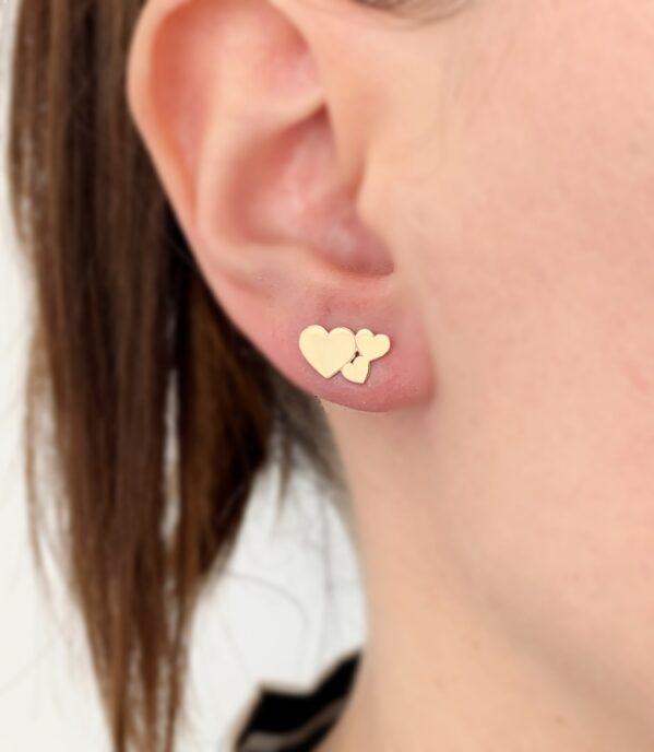 Cercei din aur galben 14k model trei inimioare – pentru dama