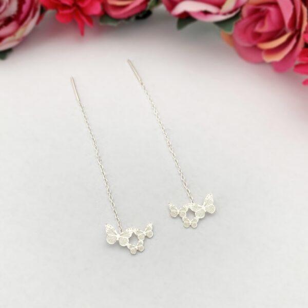 Cercei lungi cu lanț model trei fluturasi – din argint 925