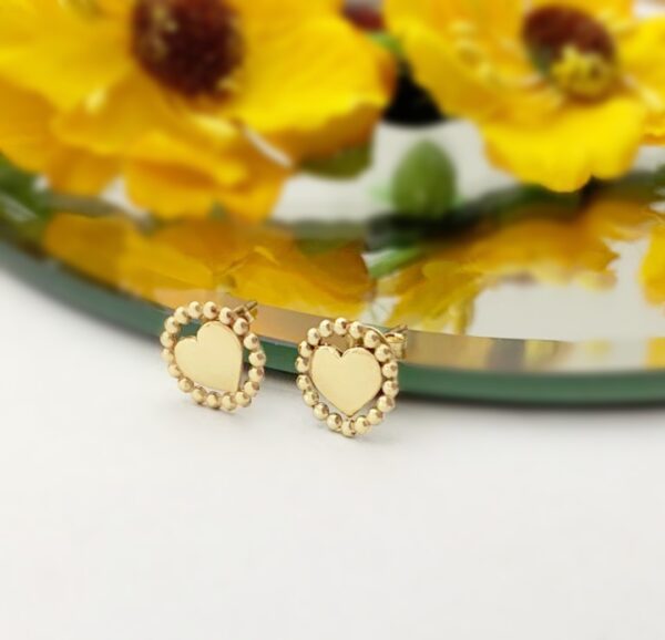 Cercei aur galben model inimioare in rama – finisaj lucios