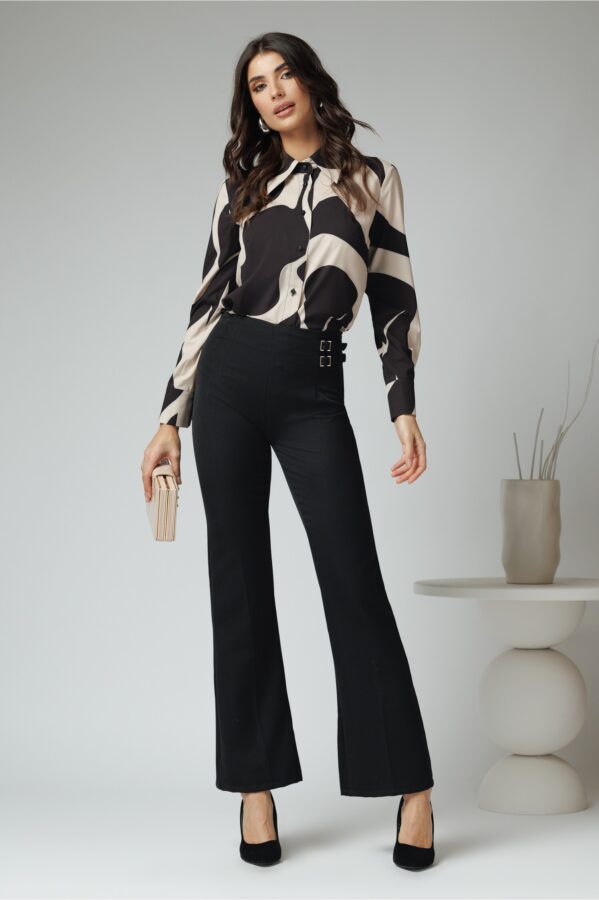 Pantaloni office din stofa negri evazati cu catarame in talie