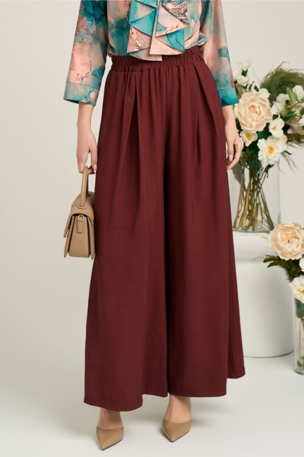 Pantaloni casual din viscoza bordo evazati