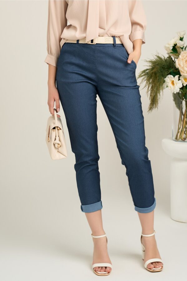 Pantaloni office din viscoza bleumarin cu buzunare si curea impletita