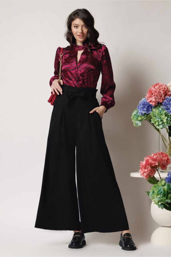 Pantaloni office din viscoza negri cu pliuri si cordon in talie