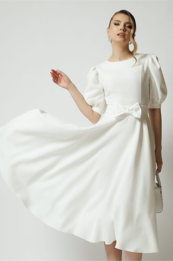 Rochie DY Fashion eleganta din stofa alba cu funda in talie