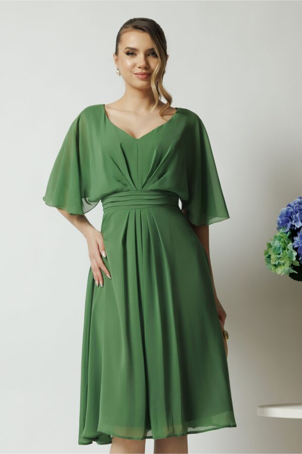 Rochie eleganta vaporoasa din voal verde cu pliuri pe talie