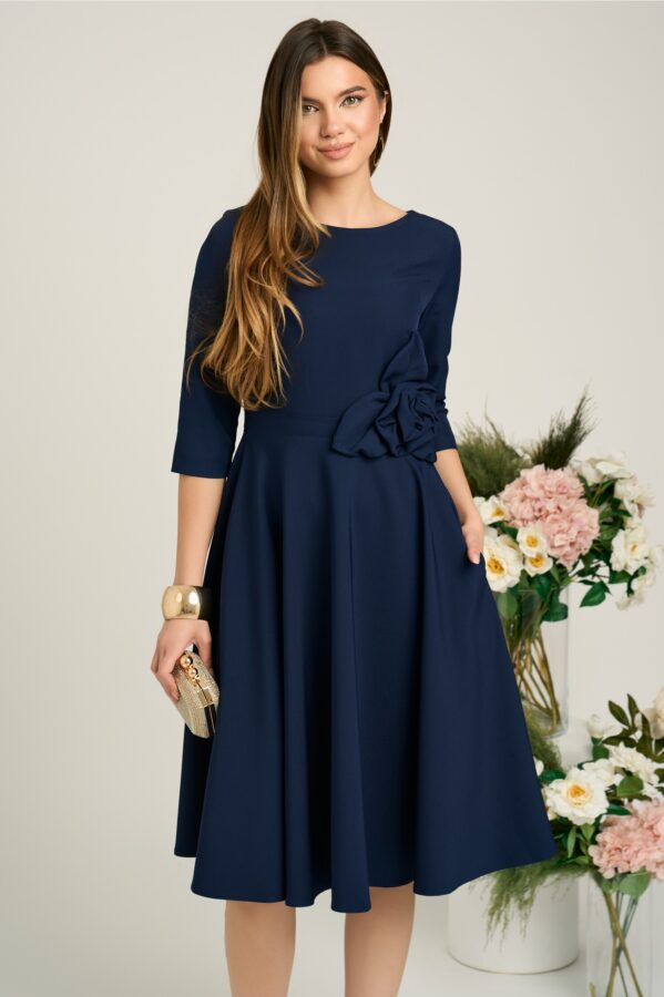 Rochie office din stofa bleumarin cu aplicatie florala in talie