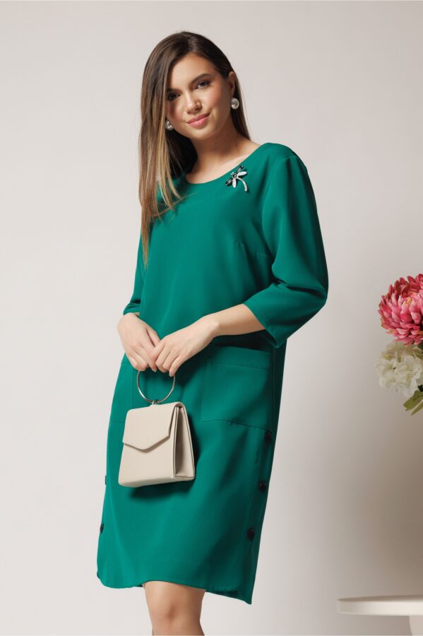 Rochie office din stofa verde cu buzunare si nasturi decorativi