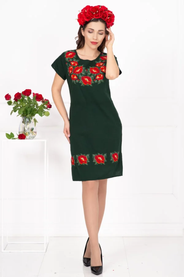 Rochie traditionala verde din in cu bujori brodati