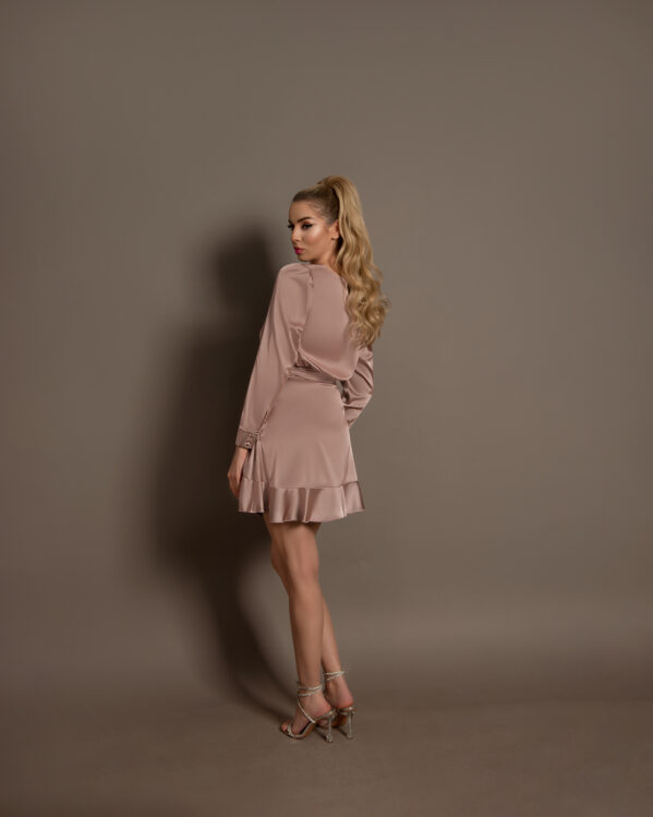 Rochie scurta Liana Roz Pudra maneci lungi cordon talie OUTLET